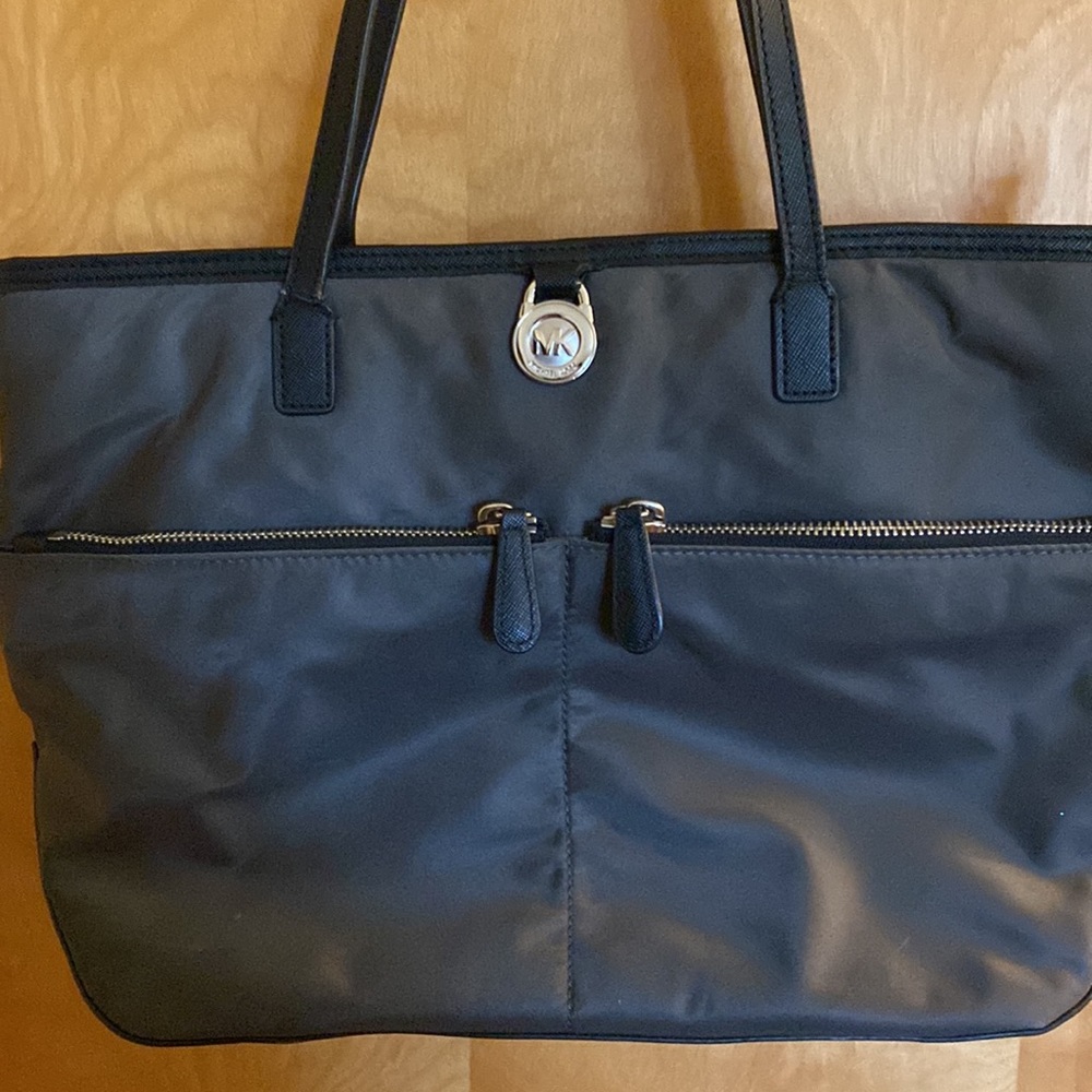 Michael Kors Gray and Black Leather Shoulder Bag